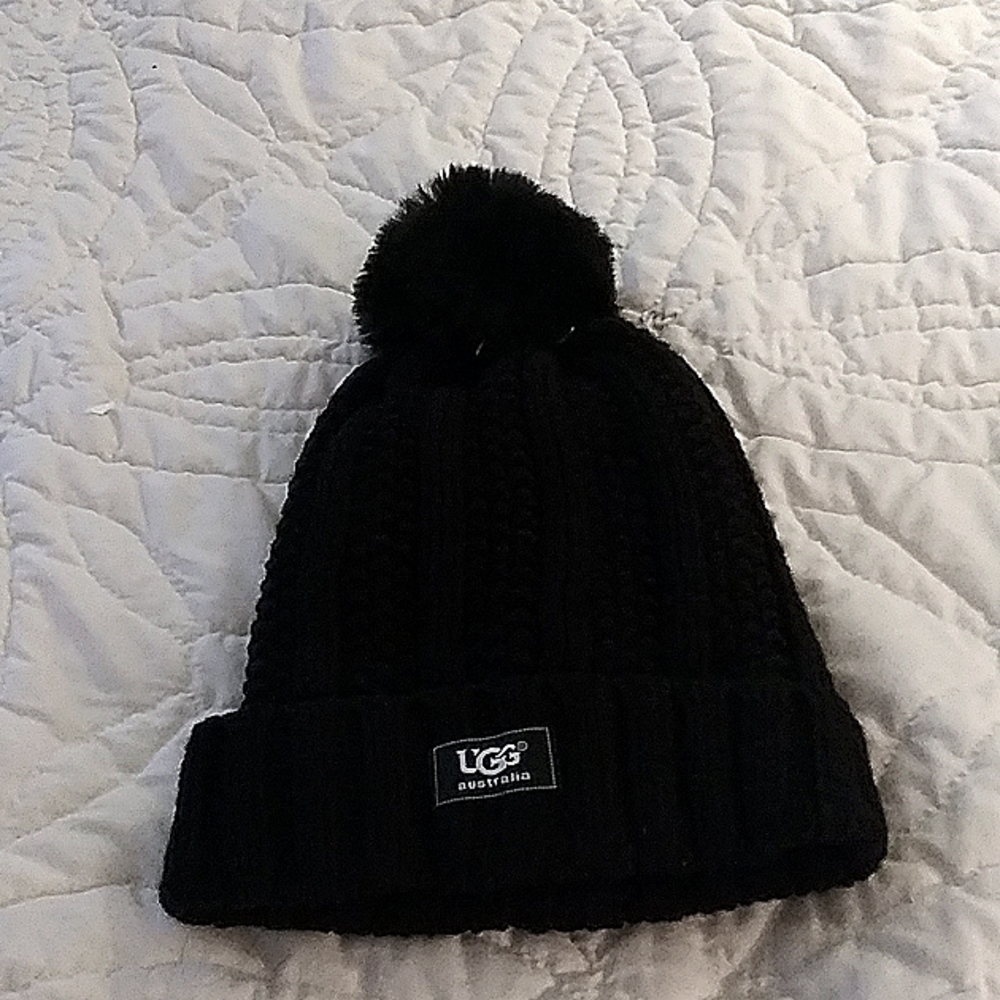 Women's UGG hat